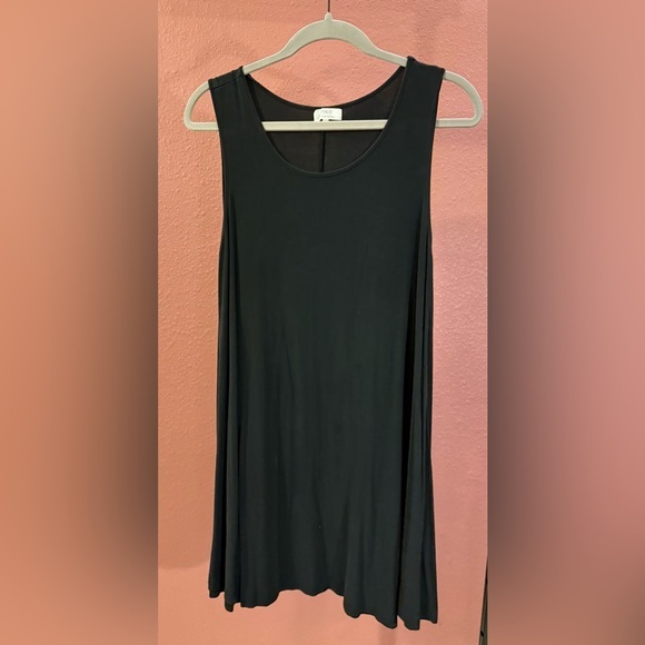 Black Sleeveless Piko Mini Dress | small - Picture 1 of 2